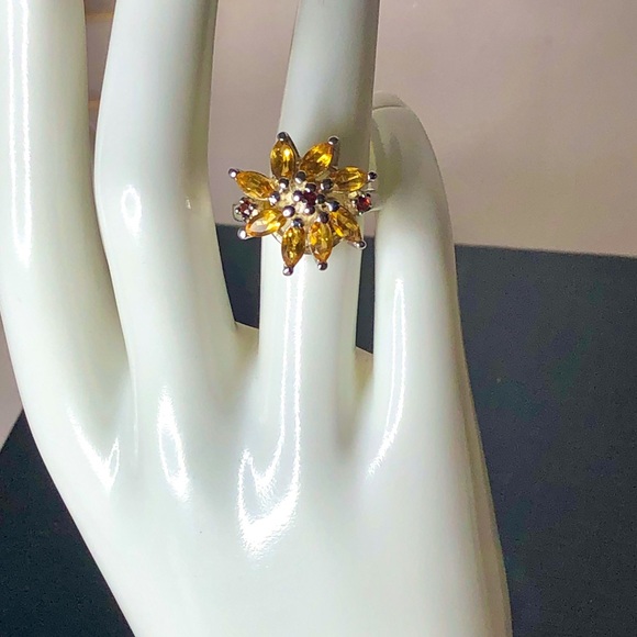 Sterling Silver Golden Citrine and Red Garnet Faceted Flower Ring Sz 7 - Picture 6 of 17